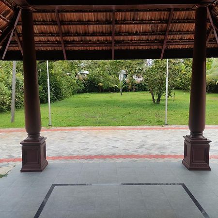 Marari Beach Palace Mararikulam Kültér fotó